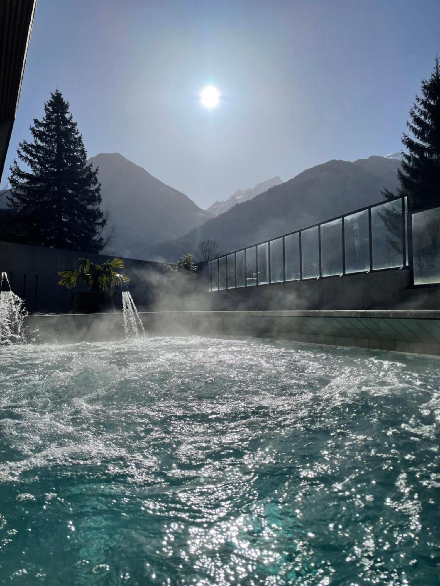 Le Village Vacances De Luz Saint Sauveur Лю-Сен-Совер Екстер'єр фото